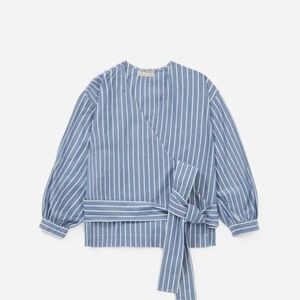 Everlane The Poplin Striped Wrap Top in size 4 navy and white
